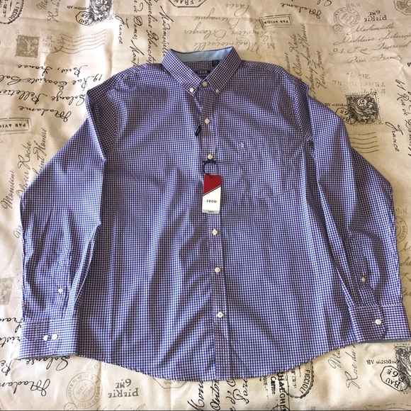 Izod Other - Izod slim fit dress shirt